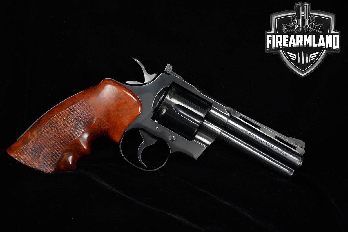 VINTAGE 1977 Colt Python 357 Magnum 4" Blued Colt DA/SA