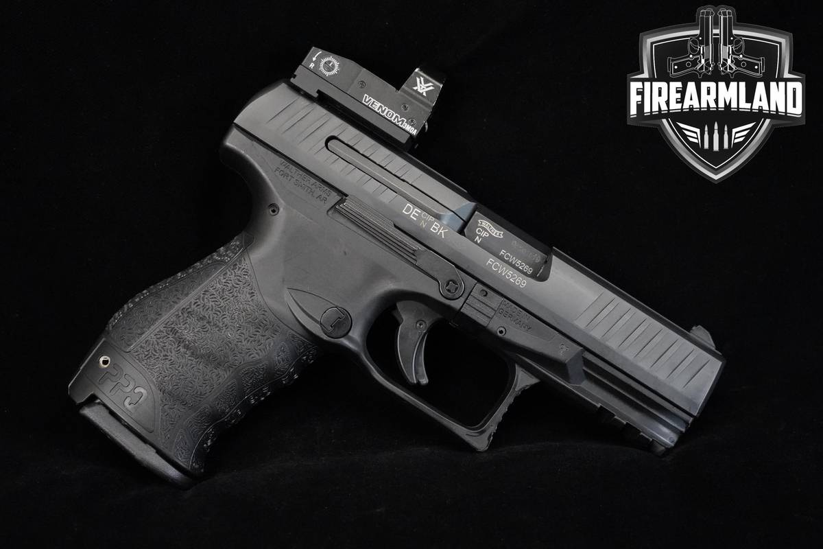 Walther PPQ M2 LEO 9mm Walther-PPQ M2 3 MAGS, ORIG CASE, OPTIC & HOLSTER