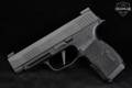 Sig Sauer P365 XL 9mm Luger Black in Good Condition Image 4