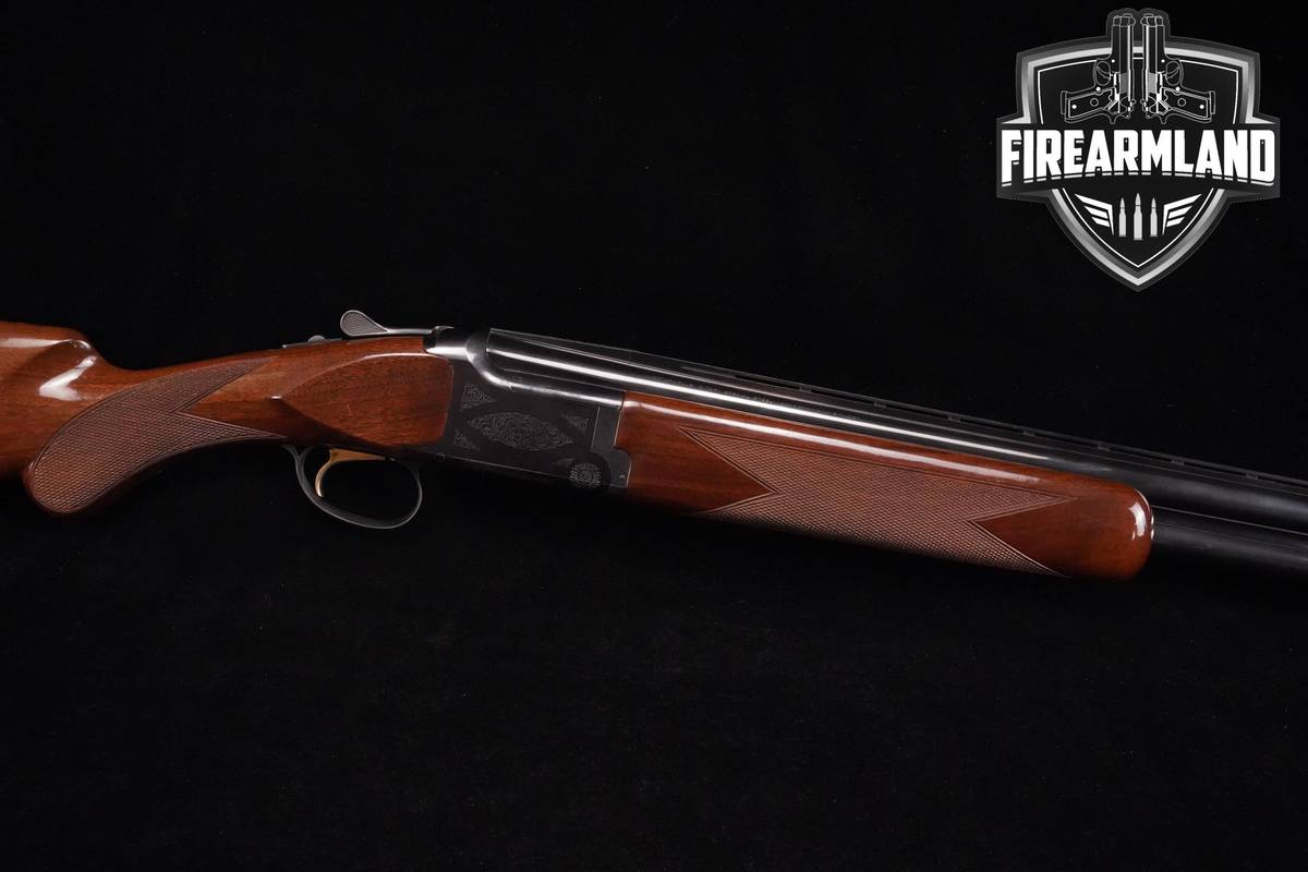 Browning Citori Lightning Grade I 12-Gauge 26" Blued & Walnut