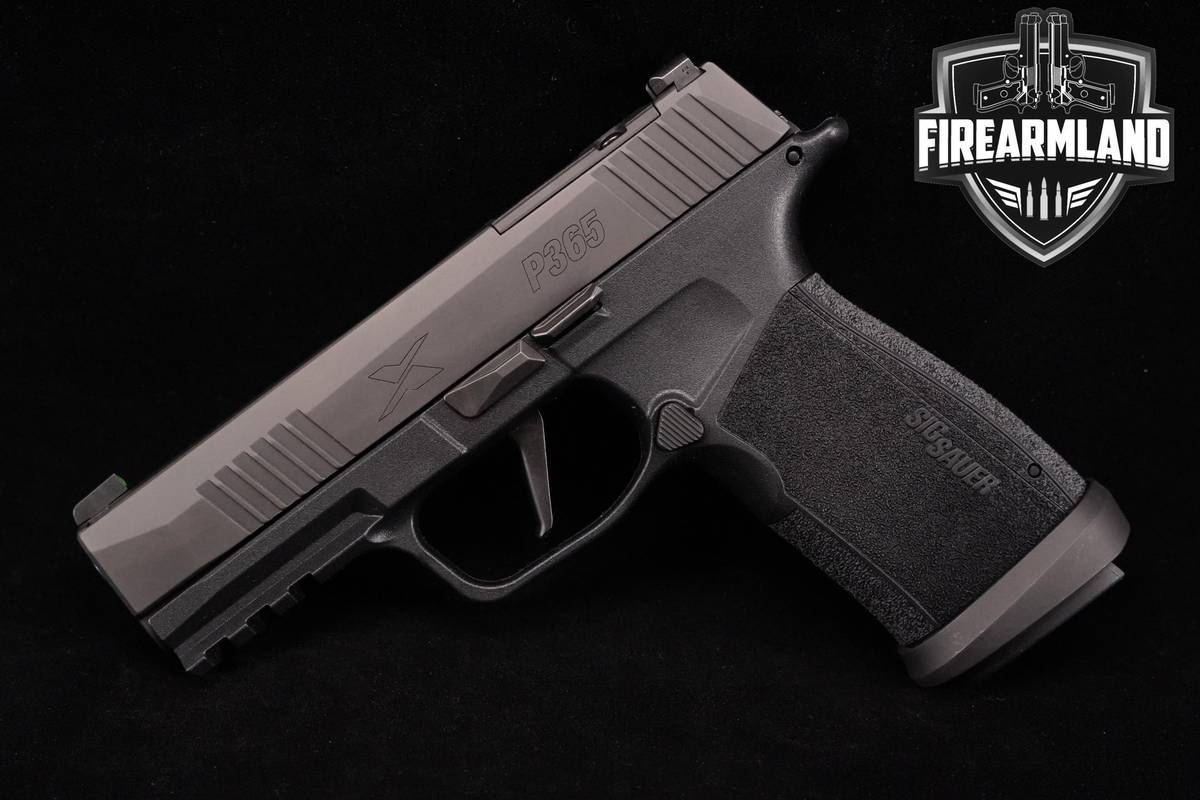Sig Sauer P365 X-Macro 9mm 3.7" P365 P-365 OPTIC READY +3 MAGS & ORIG CASE