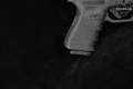 Glock 19 Gen3 Threaded Barrel 9mm Luger Black in Very Good Condition Image 4