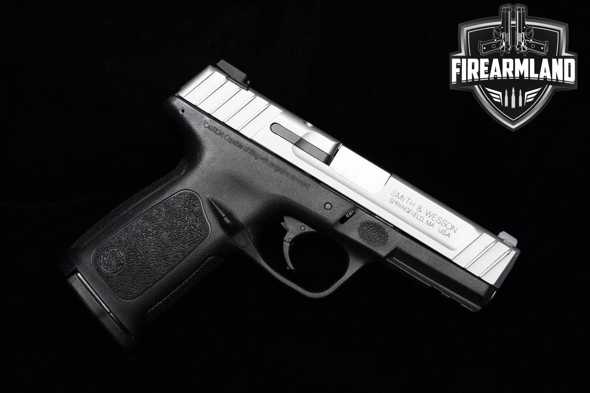 Smith & Wesson (S&W) SD9 VE 9mm Two-Tone S&W SD9-VE SD9VE 2 MAGS & ORIG BOX