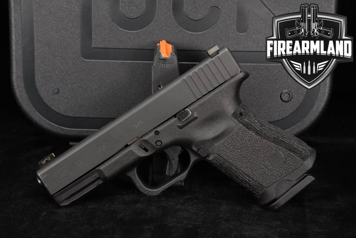 Glock G19 Gen3, USA-Made 9mm Luger Black in Very Good Condition