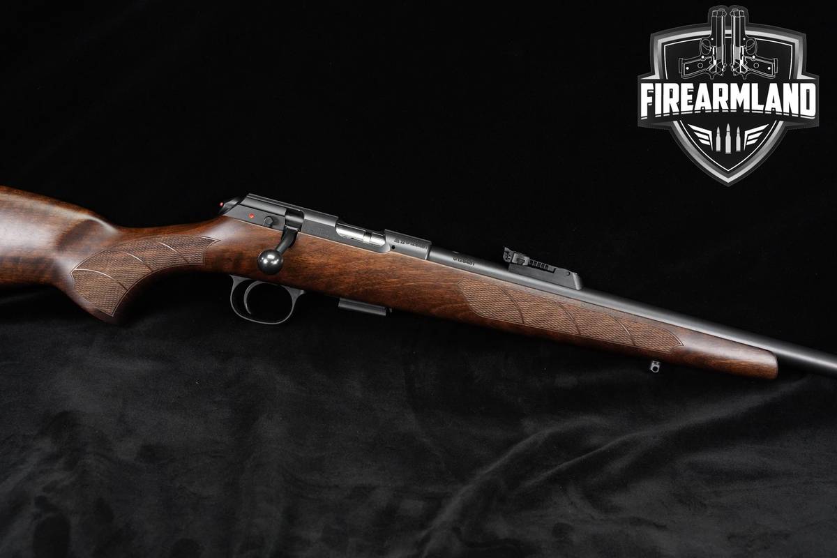 LIKE-NEW CZ 457 Lux 22LR 24" Black & Walnut +ORIG BOX