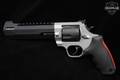 Taurus Raging Hunter .454 Casull Two-Tone in Excellent Condition Image 3