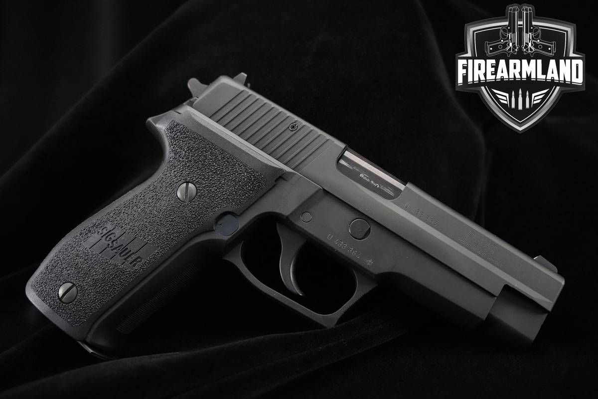 1990 Sig Sauer P226 9mm W. GERMANY P226 P-226 Sig-Sauer 3 MAGS + ORIG CASE