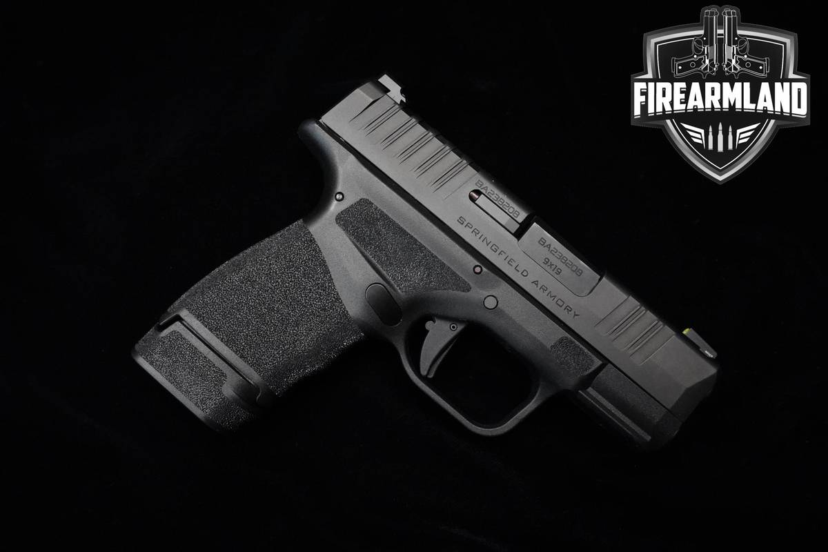 Springfield Armory Hellcat 9mm 3" Springfield Hellcat +2 MAGS & ORIG BOX