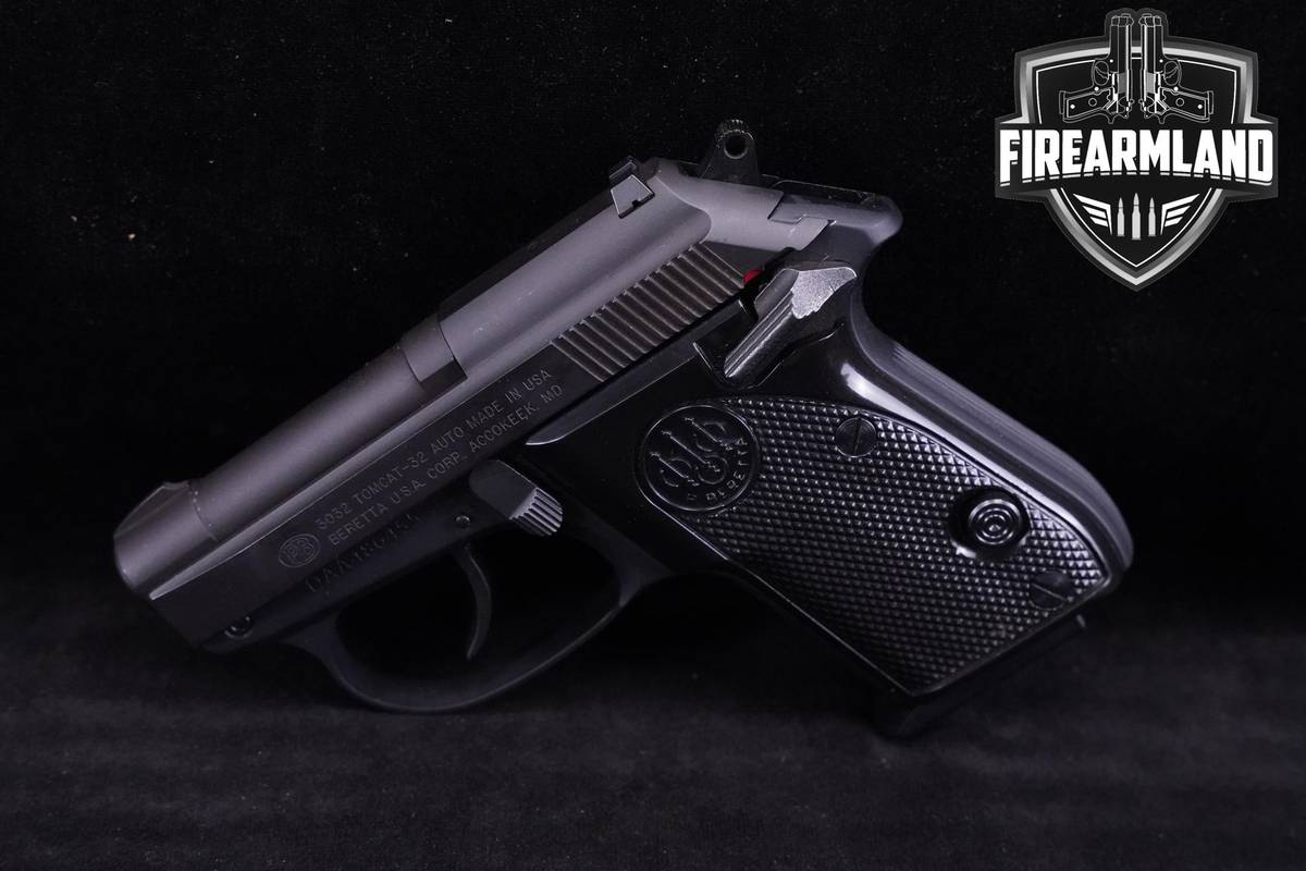 Beretta 3032 Tomcat 32 ACP 2.4" Tip-Up Barrel +4 MAGS & ORIG BOX