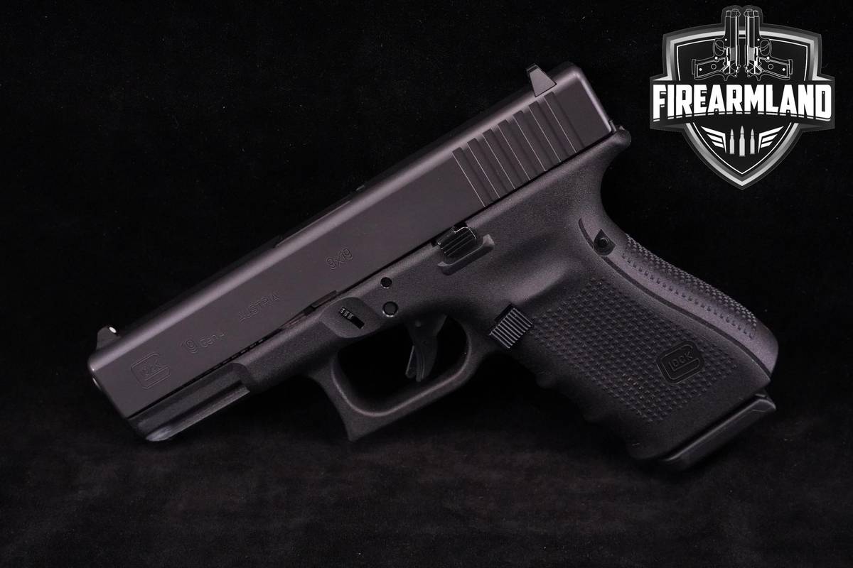 Glock 19 Gen4 9mm G19 Gen-4 +3 MAGS & ORIG CASE