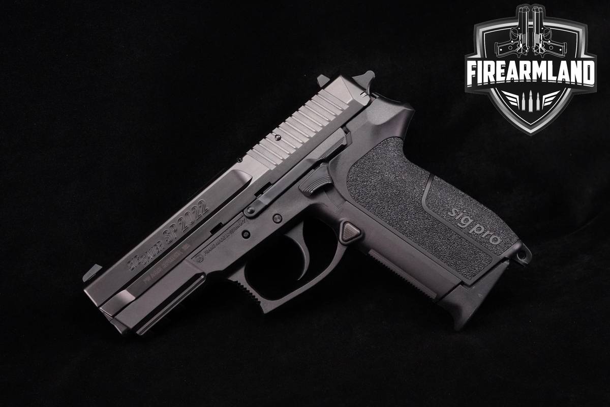 LIKE-NEW DISCONTINUED Sig Sauer SP2022 9mm 3.9 DA/SA SIG SP-2022