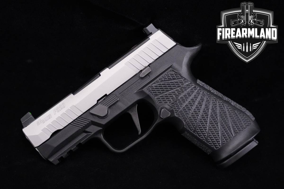 Sig Sauer P320 Wilson Combat Grip Module 9mm 3.6" P-320 +3 MAGS & CASE