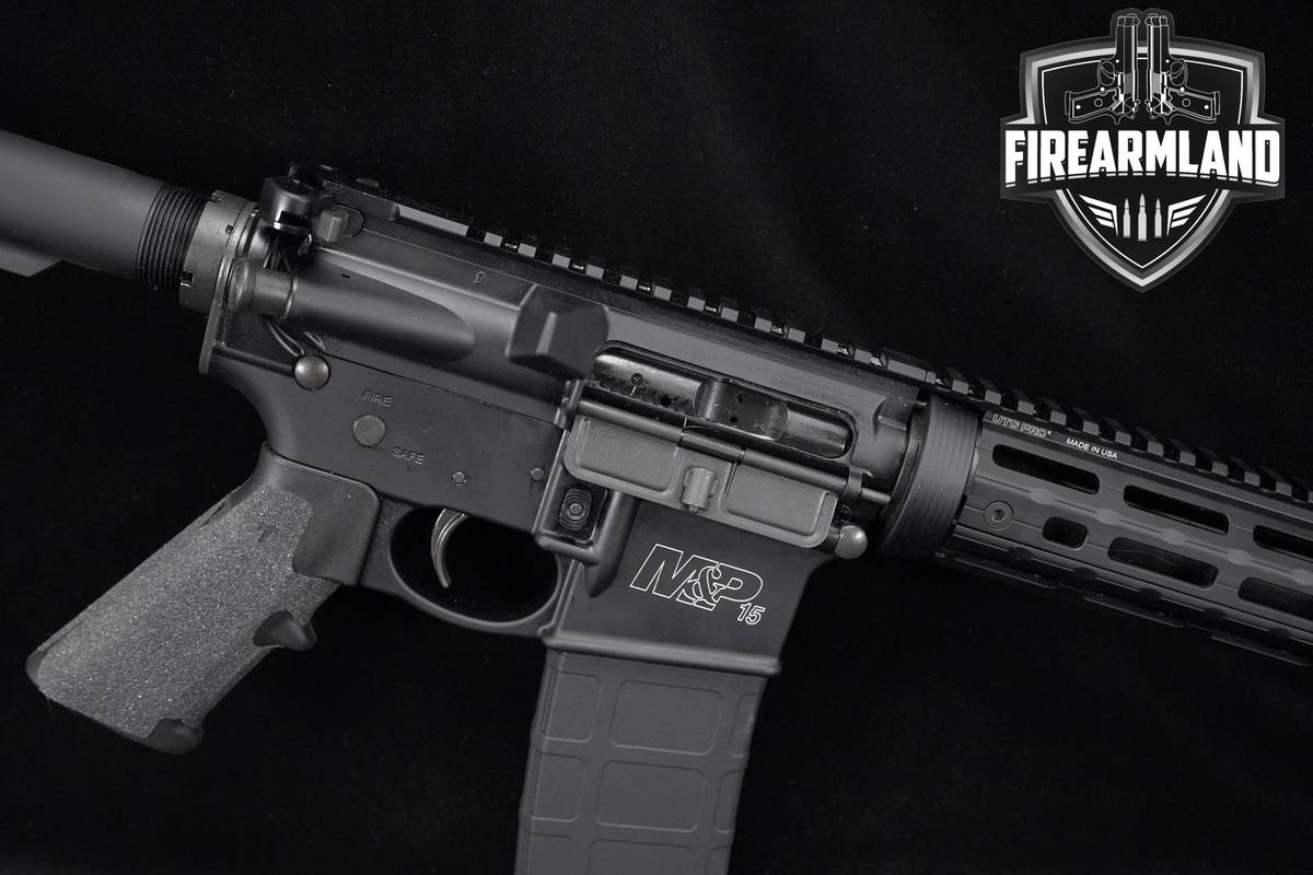 Smith & Wesson S&W M&P-15 Sport 5.56 NATO AR15 16" Sporting Rifle +2 MAGS