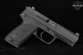 Heckler & Koch (H&K, HK) USP40 .40 S&W Black in Excellent Condition Image 3