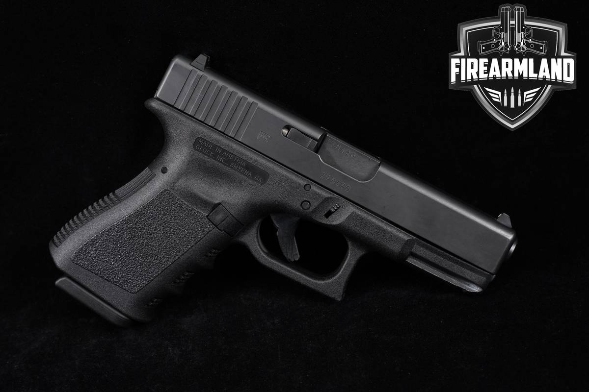 Glock 19 Gen3 9mm 4.02" G19 G Gen 3 +2 MAGS & ORIG CASE