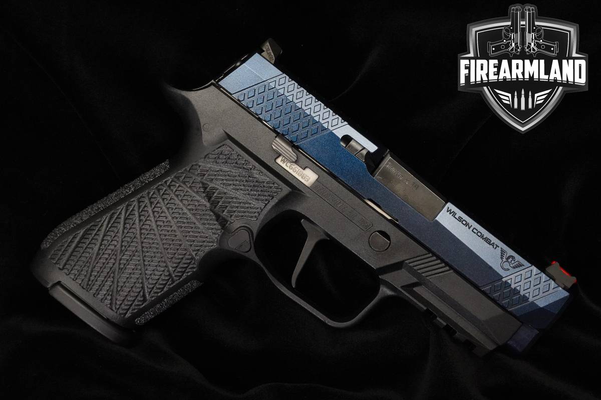 Sig Sauer WCP320 9mm Two-Tone Sig-Sauer WCP320 SIG-P320 +2 MAGS & ORIG CASE