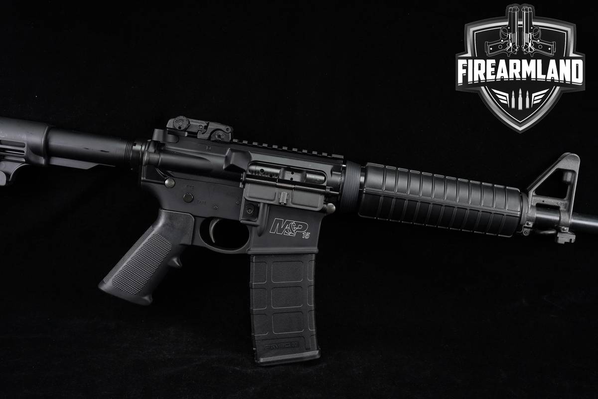Smith & Wesson S&W M&P-15 Sport II 5.56 NATO AR15 AR 16" M&P15 +4 MAGS