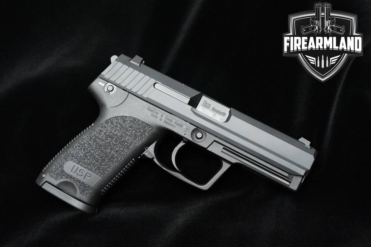 LIKE-NEW Heckler & Koch (H&K-HK) USP-9 V1 9mm 4.25" USP-9 H&K-HK USP9 DA/SA