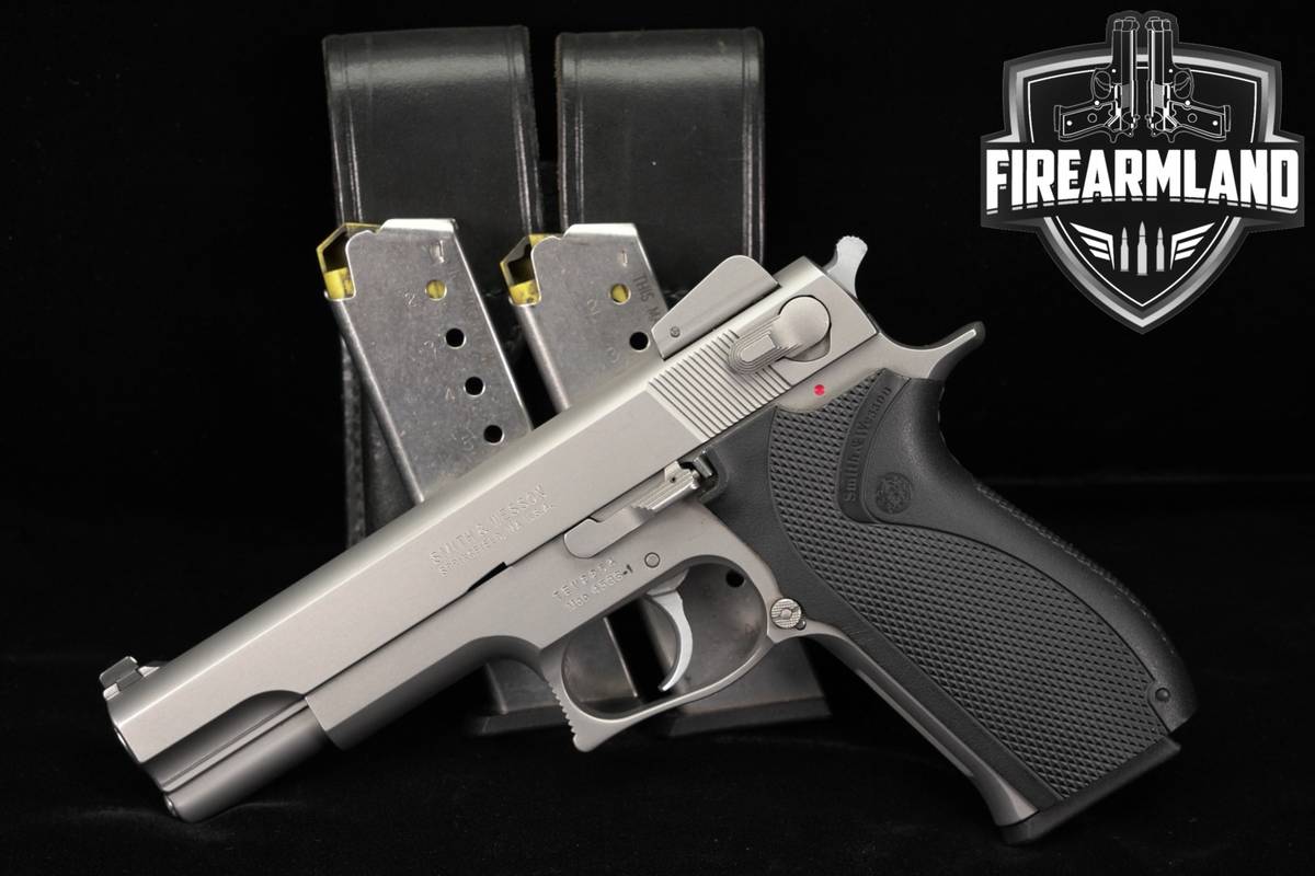 Smith & Wesson Model 4506-1 3rd Generation 45 ACP 5" +3 MAGS & HOLSTER