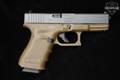 Glock 19 Gen4 FDE 9mm Luger (9x19 Para) Two-Tone in Excellent Condition Image 3