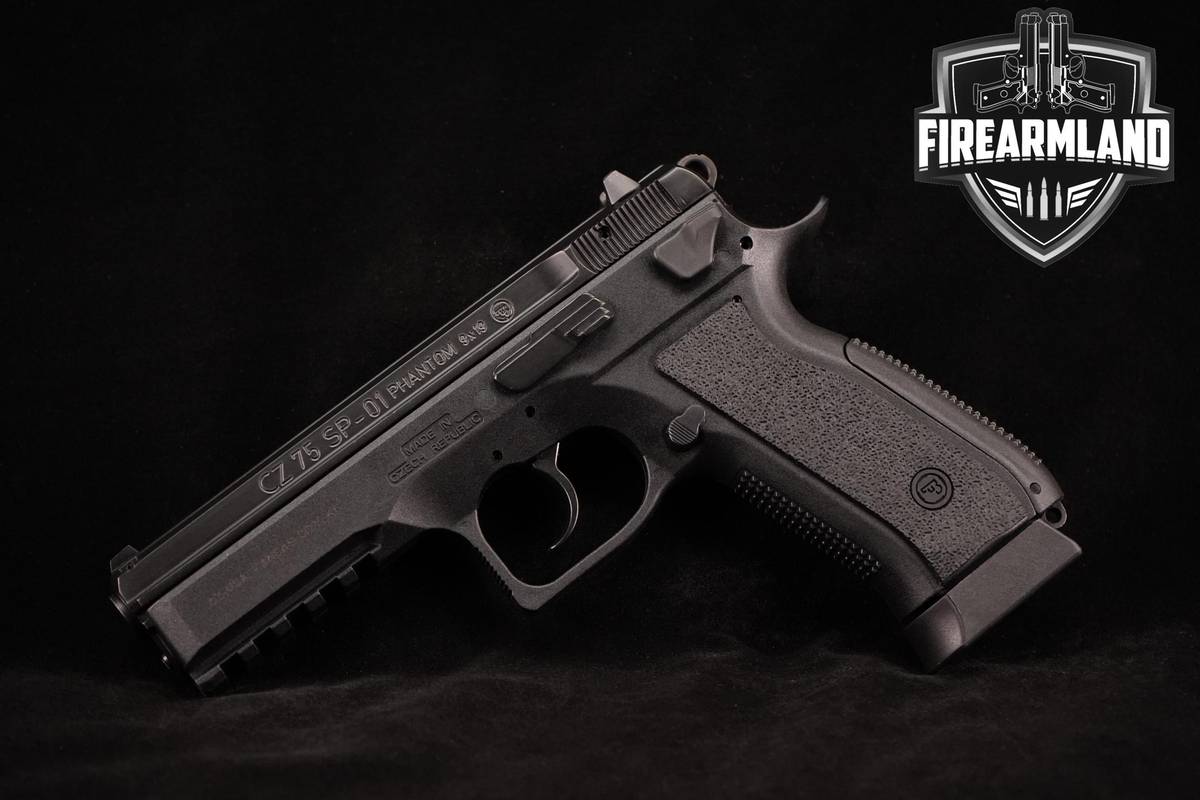 CZ 75 SP-01 Phantom 9mm 4.6" Black Polycoat SP01 CZ75 +2 MAGS & ORIG CASE