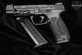 Smith & Wesson (S&W) M&P9 M2.0 Performance Center 9mm Luger Blackend Stainless in Excellent Condition Image 2