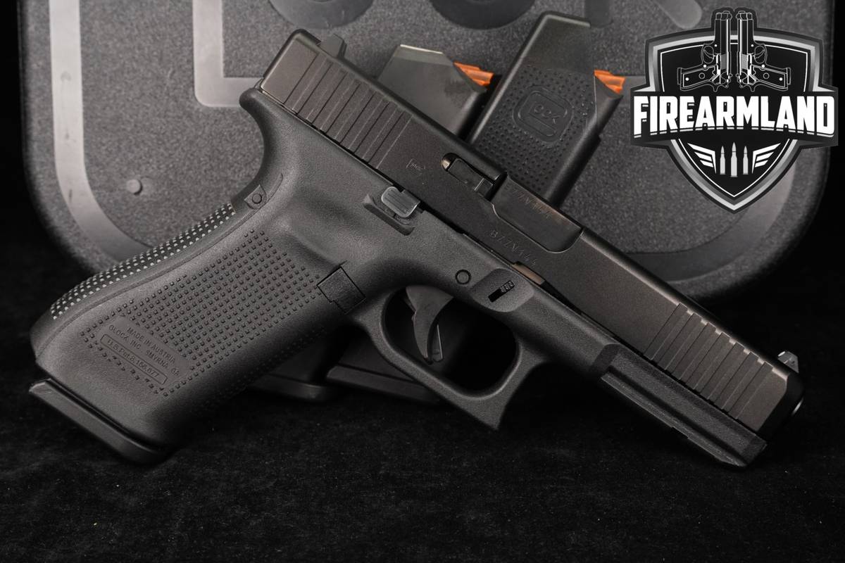 Glock 17 Gen5 FS G17 Gen 5 9mm 4.49" +3 MAGS & ORIG CASE