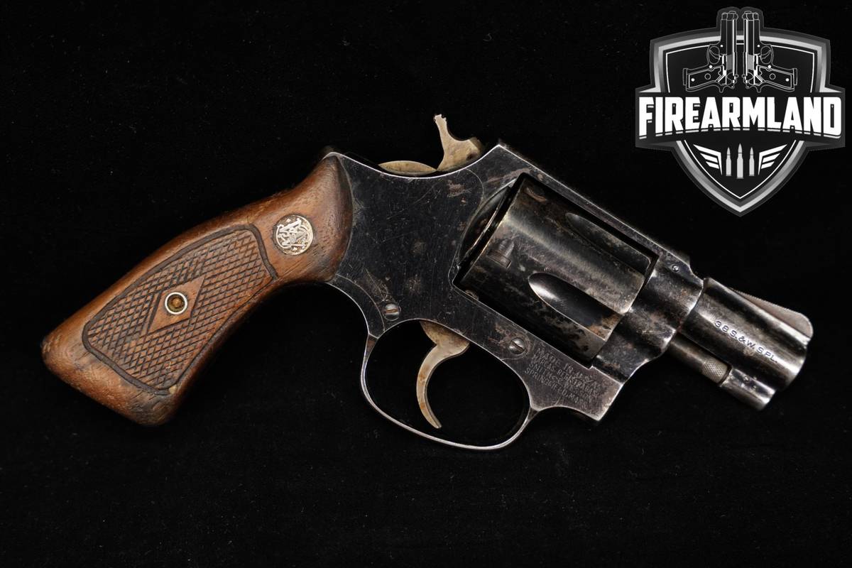 1966-1968 Smith & Wesson Model 36 Chief's Special No Dash S&W Blued 38 Spl