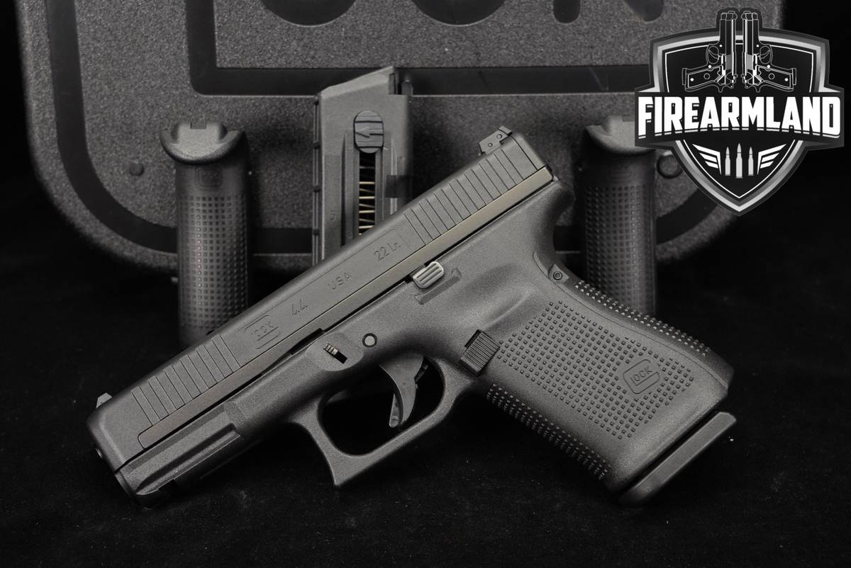 Glock 44 G44 22LR 4.02" +2 MAGS & ORIG CASE