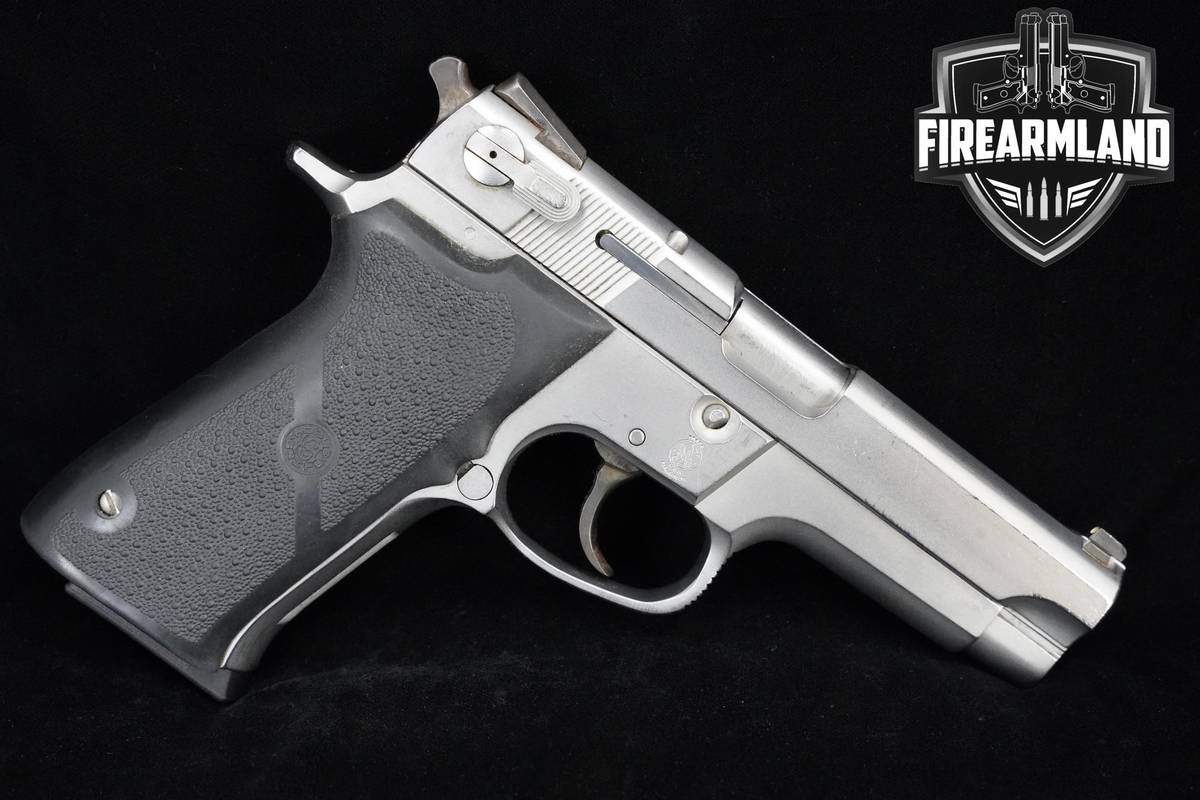Smith & Wesson (S&W) Model 5906 9mm 4" DA/SA Silver S&W 5906 +4 MAGS