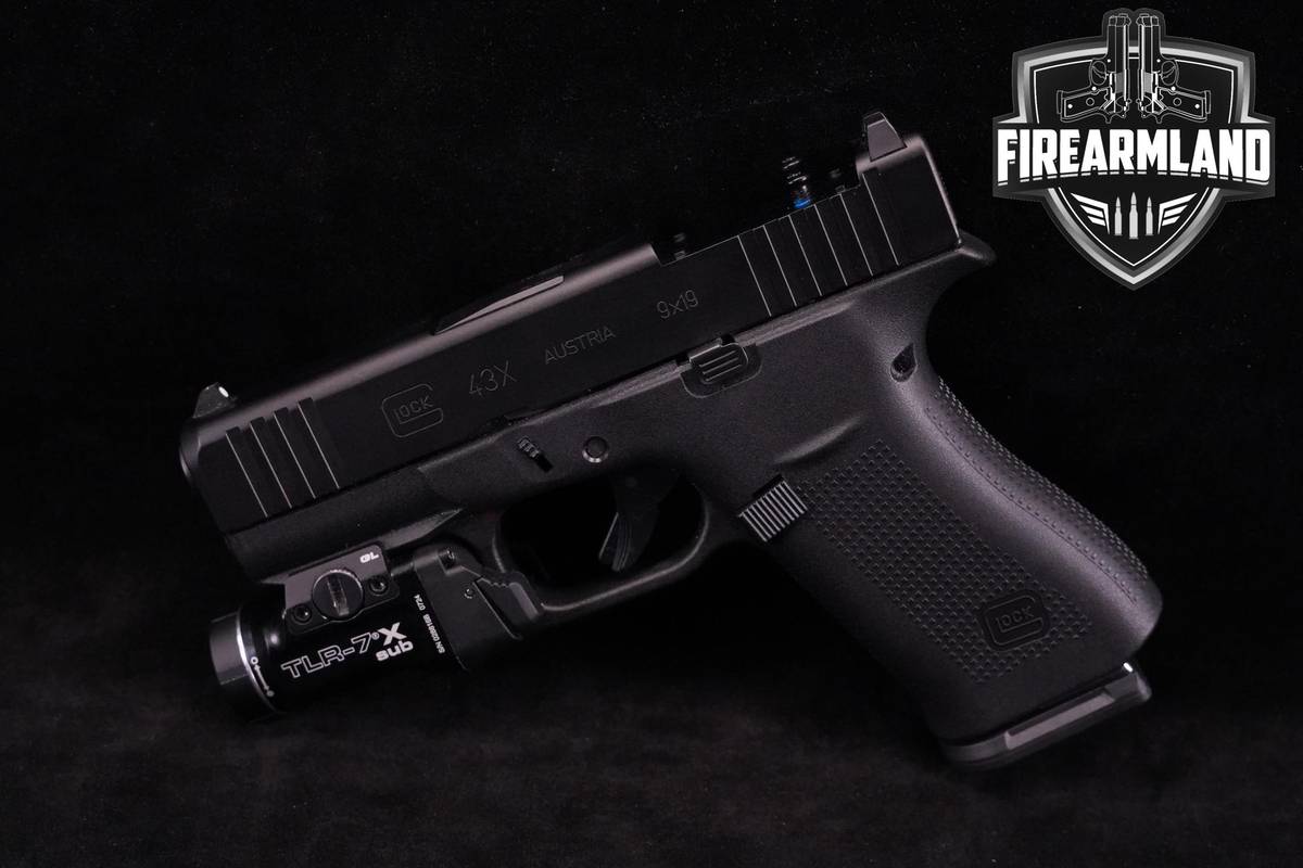 Glock 43X MOS 9mm G43X +4 MAGS, OG CASE & STREAMLIGHT