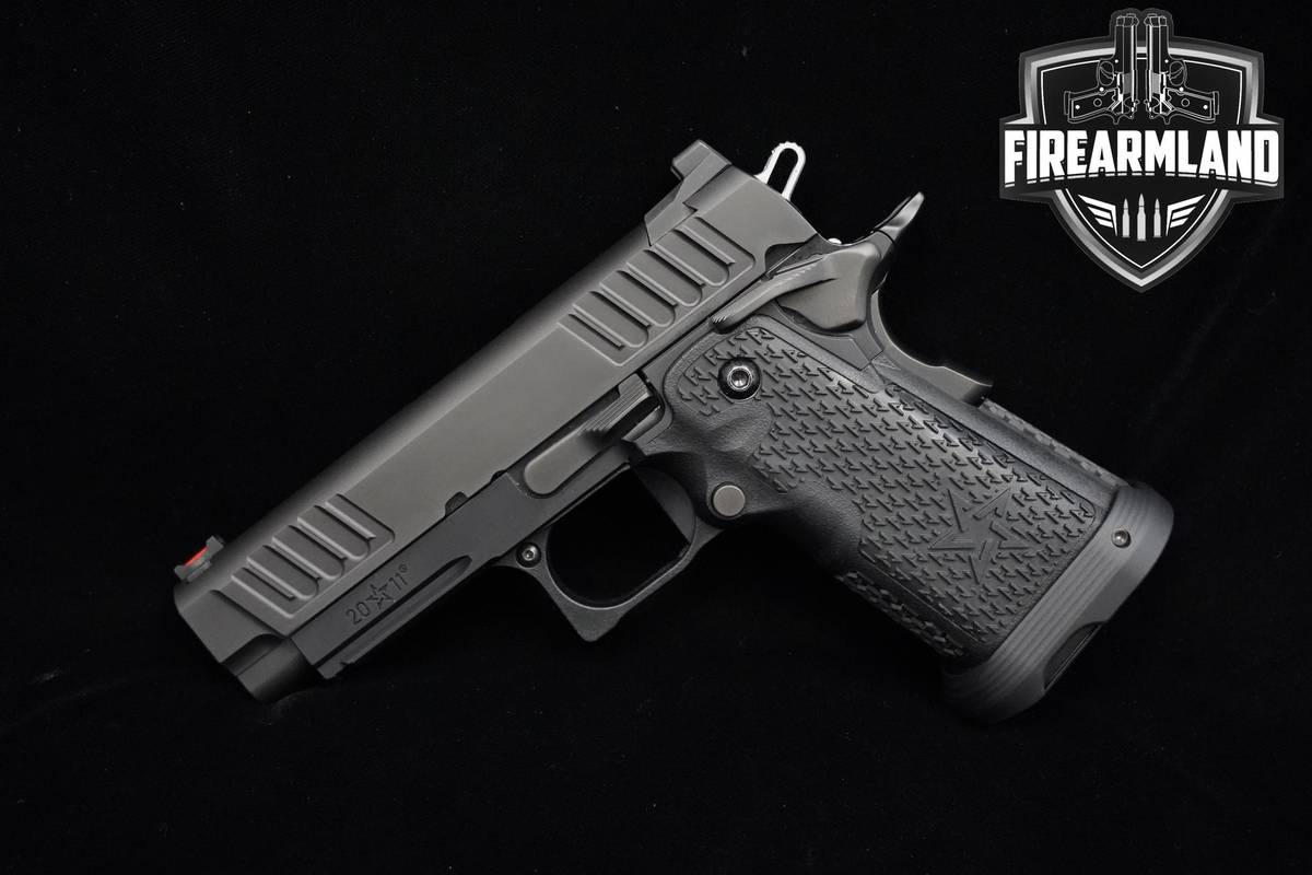 Staccato (STI) 2011 C2 9mm 1911 3.9" Staccato C2 2011 3 MAGS + ORIG CASE