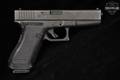 Glock G17 Gen 2 9mm Luger Black in Good Condition Image 4