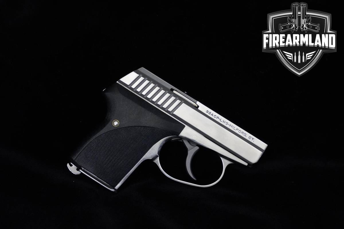 L.W. Seecamp LW LWS-32 32 ACP 2.06" Stainless Steel LWS-32 +HOLSTER