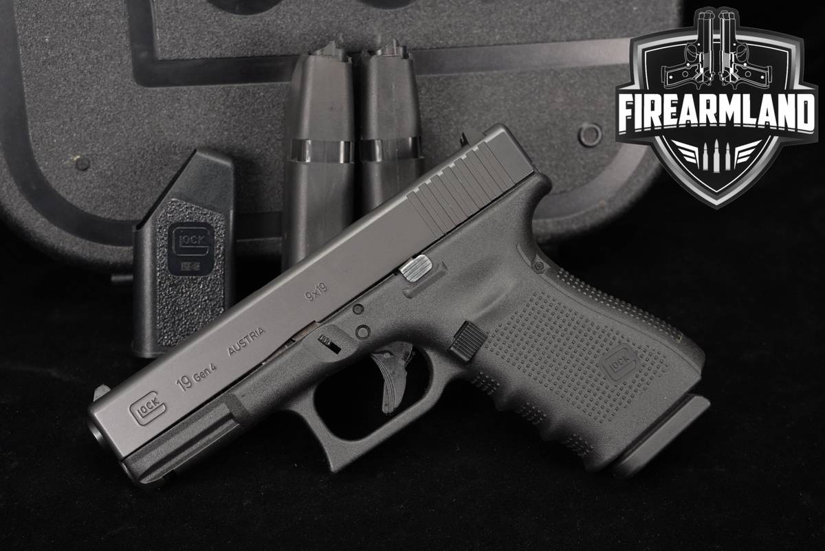 Glock 19 Gen4 G19 Gen 4 9mm 4.02 +3 MAGS & ORIG CASE