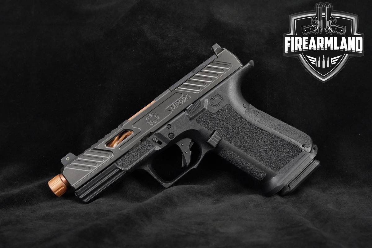 Shadow Systems MR920 9mm 4.01"  Shadow-Systems MR-920 +3 MAGS & ORIG CASE