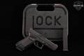 Glock 22 Gen4 .40 S&W Black in Good Condition Image 2