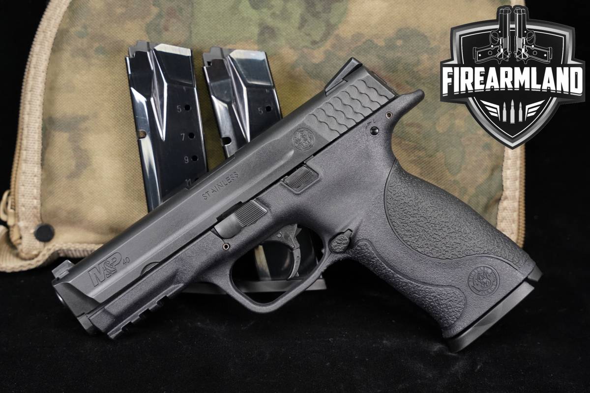Smith & Wesson M&P40 40S&W S&W M&P 40 Gen1 Pre-M2.0 +3 MAGS, SOFT CASE