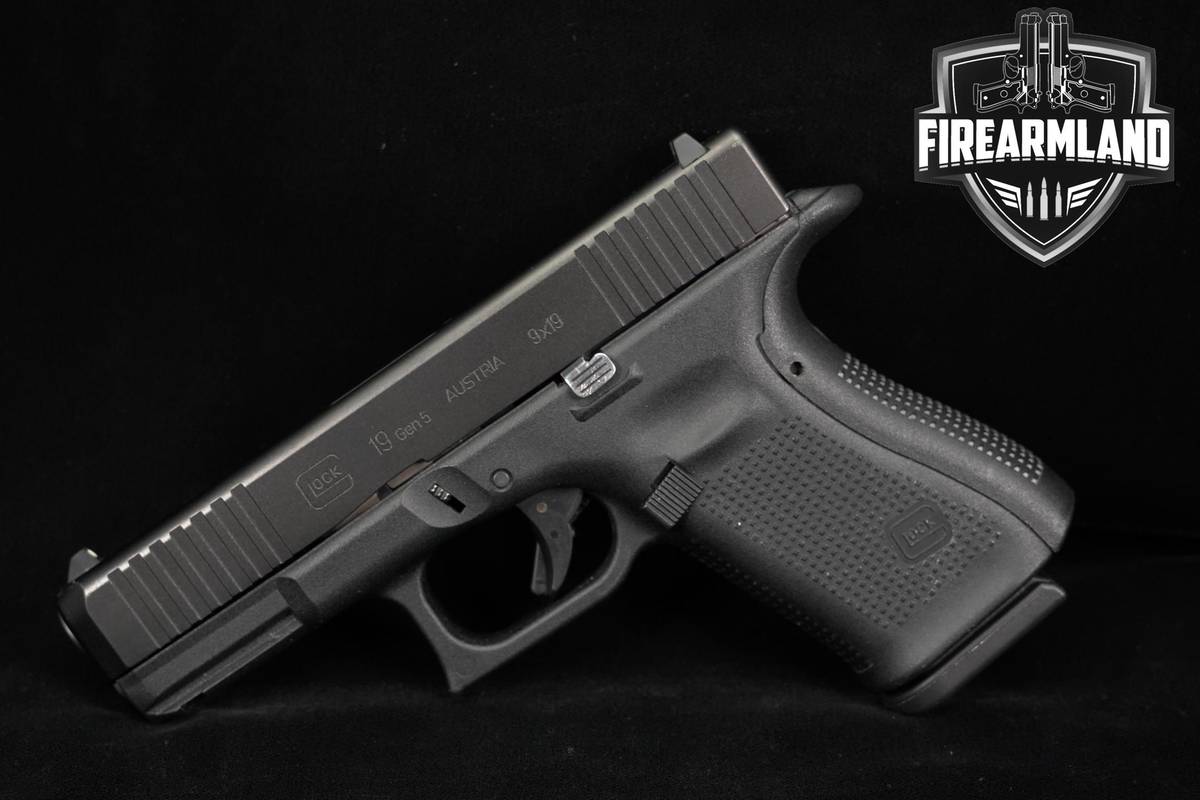 Glock 19 Gen5 9mm G19 Gen 5 +3 MAGS & ORIG CASE