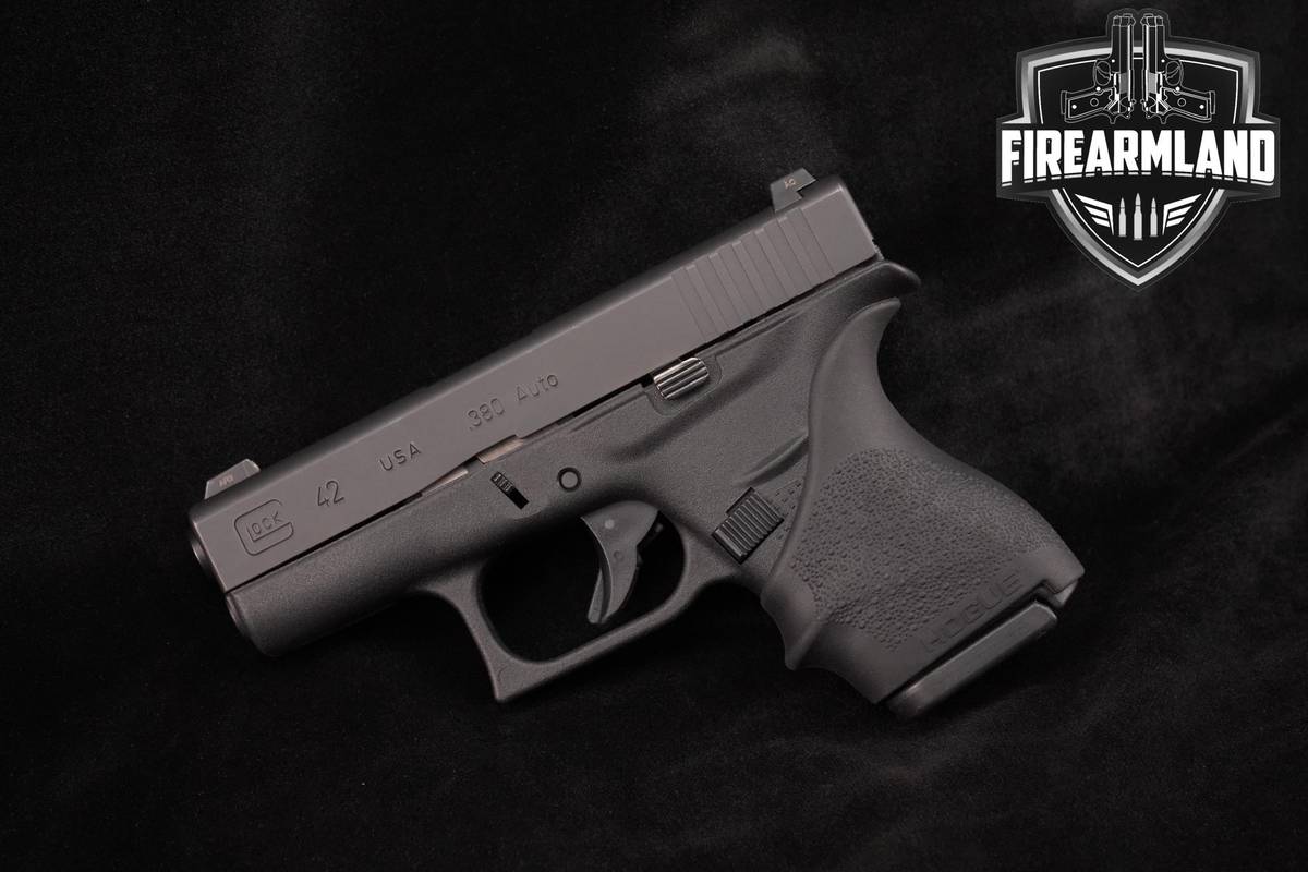 Glock 42 Slimline 380 ACP G42 +3 MAGS, CASE & HOLSTER
