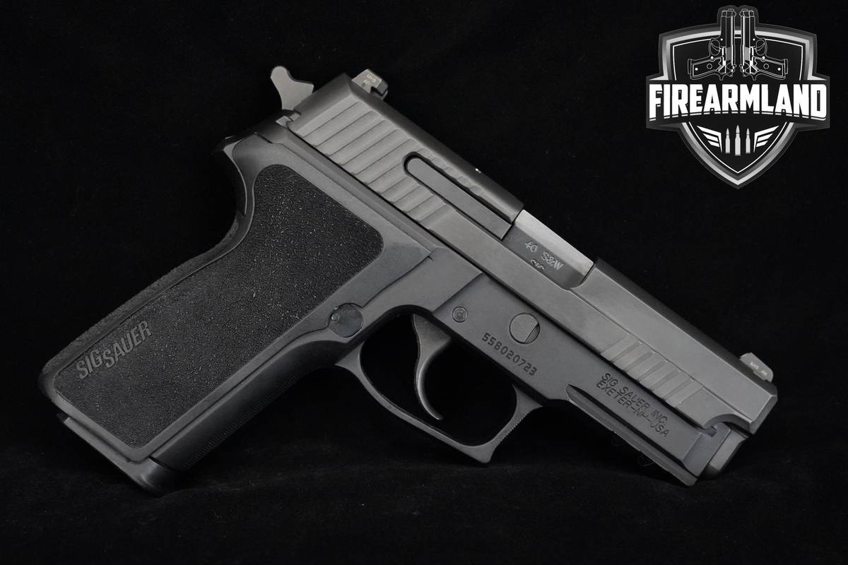 Sig Sauer P229 Nitron Compact 40-S&W 3.9" Nitron P-229 Sig-Sauer +2 MAGS