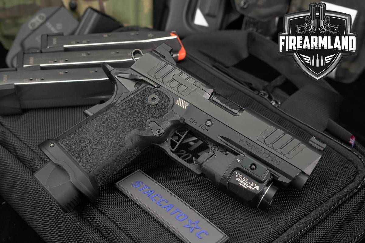 Staccato STI C 9mm 2011-1911 4" +4 MAGS, HOLSTES & STREAMLIGHT TLR