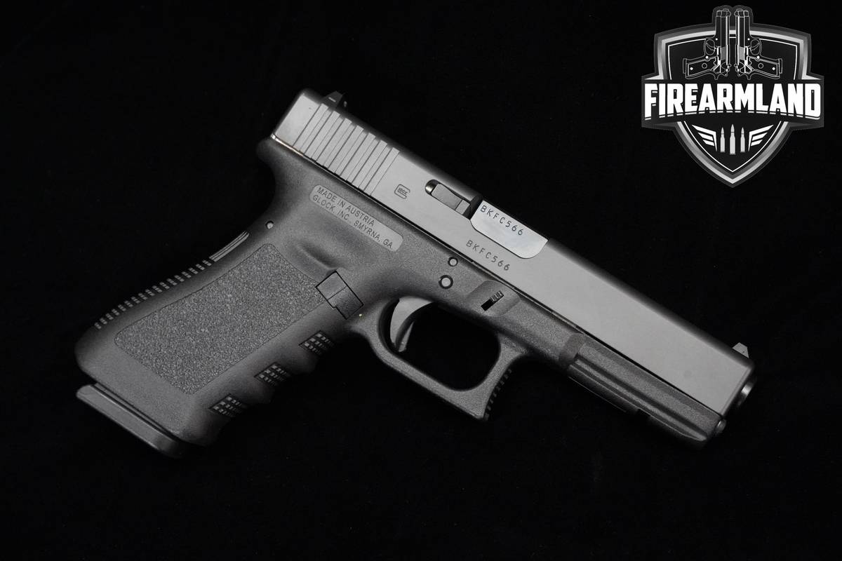 Glock 17 Gen3 9mm 4.49" Glock G17 Gen-3 +2 MAGS & ORIG CASE
