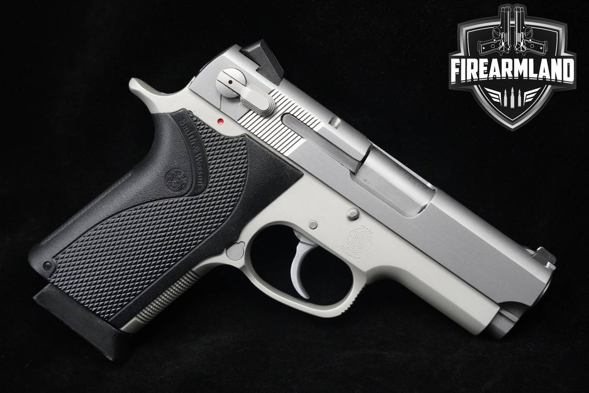 PRISTINE! Smith & Wesson S&W Model 4013 40 S&W 3.5" S-W M-4013 4013 OG CASE