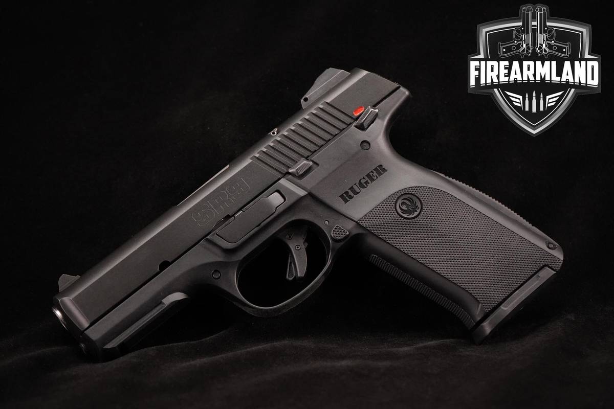 Ruger SR9 SR9B 9mm 4.14" SR 9 +3 MAGS & ORIG CASE