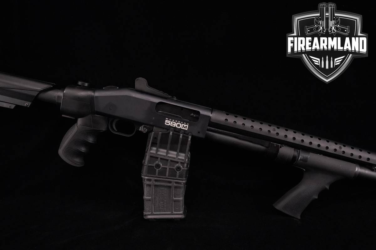MAG FED! Tactical Mossberg 590M 12-Gauge 18.5" Blued