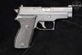 Sig Sauer P225 P6; West German Police Contract; North Rhine-Westphalia (NW) Issue 9mm Luger Black in Good Condition Image 3