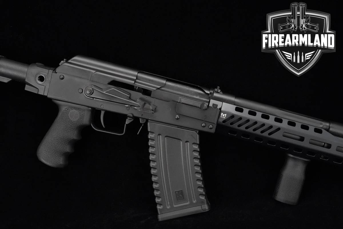 Kalashnikov USA K12 Komrad 12-Gauge AK47 AK-47 12.5" +2 MAGS & ORIG CASE