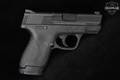Smith & Wesson (S&W) M&P9 Shield 9mm Luger Black in Very Good Condition Image 3