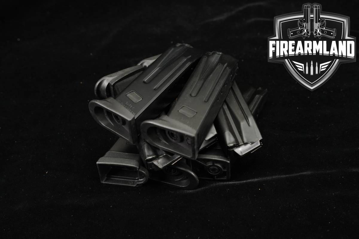 EIGHT (8) Heckler & Koch H&K USPC/ P2000 10-Rd Magazines 9mm P-2000 Mags